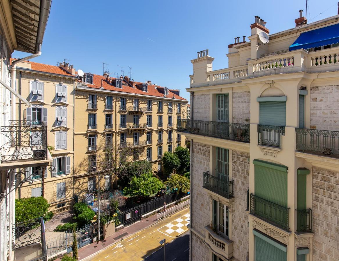 Apartment On Dante Street Next To The Sea Ницца Экстерьер фото